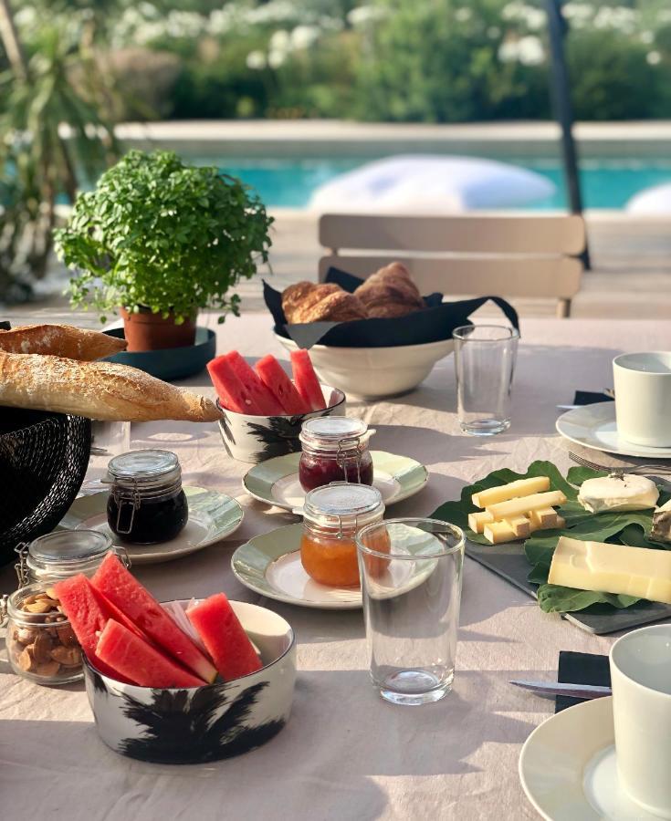 La Maison Des Lonnes Acomodação com café da manhã Châteaurenard Exterior foto